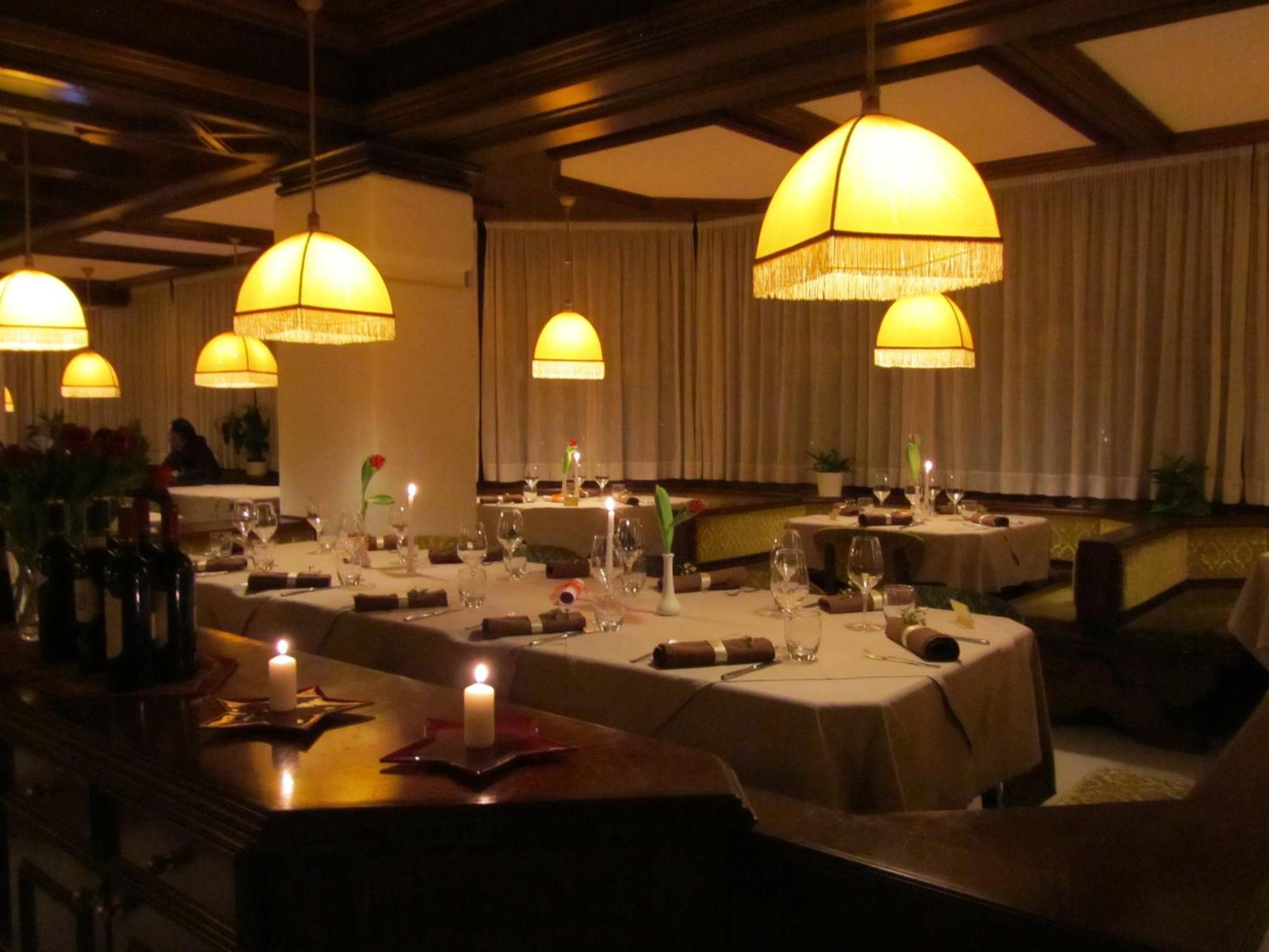 Hotel Corona Val di Zoldo Ngoại thất bức ảnh