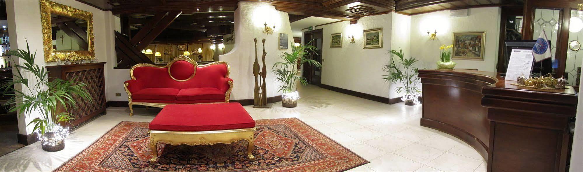 Hotel Corona Val di Zoldo Ngoại thất bức ảnh