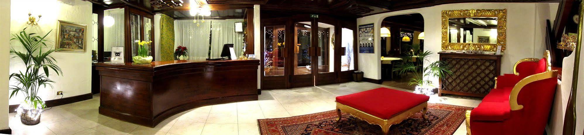 Hotel Corona Val di Zoldo Ngoại thất bức ảnh